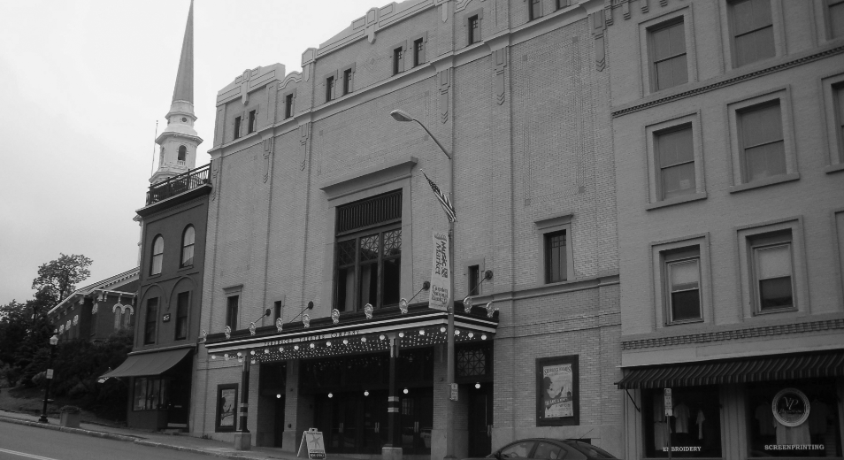 external photo of penobscot theatre building