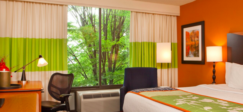 photo of a king bed hotel room at fairfield inn bangor